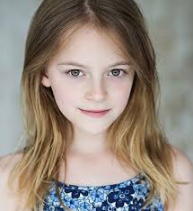 Helen Mayer (@HxMayer)