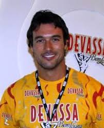 Daniel Bueno's Instagram, Twitter & Facebook