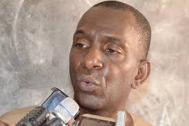 Doumga Ouro Alpha : Abdoul Ly offre une seconde ambulance au Centre de santé