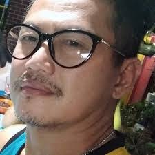 Jonathan Perrine's Instagram, Twitter & Facebook