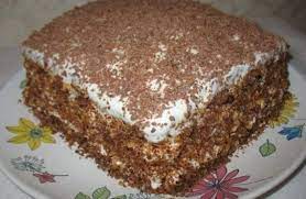 Se preîncălzește cuptorul la 180 de grade celsius și se tapetează o tavă cu hârtie de copt. ReÈ›eta Asta Am FÄƒcut O De 100 Ori Atat De BunÄƒ È™i ApreciatÄƒ Este PrÄƒjitura Vis De Cocos