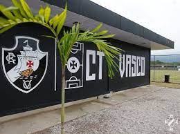 Hoje, logo atrás do gol, nas áreas das placas. Vasco Lanca Campanha Para Torcedores Escolherem O Novo Nome Do Ct 01 07 2021 Uol Esporte
