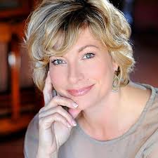 Amazon.com: Magnificat Proclama: Una Coleccion de Poderosos e Inspiradores  Testimonios (Spanish Edition): 9781941514139: INC., Magnificat Central  Service Team, Baber, Annette, Bates, Diane, Beckman, Kathleen, Benkovic,  Johnnette, Bleasdell, Babsie ...