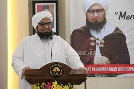 2,744 likes · 1 talking about this. Kupas Tuntas Moderatisme Bersama Habib Ali Zainal Abidin Al Jufri Universitas Negeri Malang Um