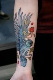Bird tattoos are the new craze for their cute esthetics and even cuter meanings. Bird Tattoos 28 Tattoo Models Designs Quotes And Ideas