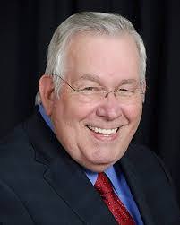 Edward Kinder's Instagram, Twitter & Facebook