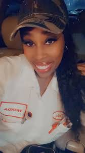 Happy birthday to me ⚘️🎉❤️ $Tricia-White-13 chime Dun-Rite Cable  Construction paypal @Linemansgurl venmo Hook up a girl so I can get me  something 😉