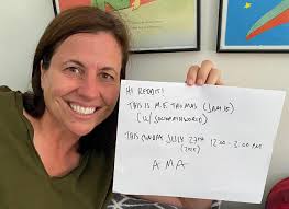 Hi, I'm M.E. Thomas, I'm an author, a psychopath, and I'm