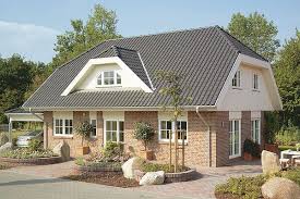 Danhaus Glucksburg Schwedenhaus Mit Klinker Fassade Gaube Walmdach Danhaus Haus Haus Grundriss