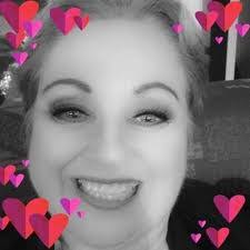 Maree Stewart's Instagram, Twitter & Facebook