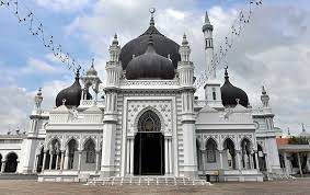 It is located in the heart of alor star, the state capital of kedah, malaysia. Masjid Zahir Series Top Largest And Famous Mosques Worldwide