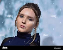 Pearl Dickson's Instagram, Twitter & Facebook