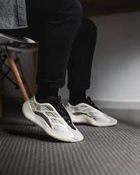 Yeezy 700 V3 Azael Yeezy Tenue Yeezy Chaussure Mode