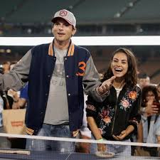 Jun 09, 2021 · der bruder von ariana grande (27), frankie grande (38), hat sich verlobt. Ashton Kutcher Zwillingsbruder War Sehr Wutend Auf Ihn Gala De