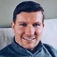 Danny Hoyle (@craftyaslan)