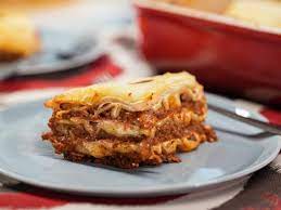 Super Cheesy Hometown Lasagna Recipe Katie Lee Biegel Food Network
