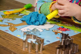 Und sie auffordern die knete sofort zu entsorgen und dafür knete ohne alaun herzustellen. Knete Selber Machen Diy Baby Kind Und Meer