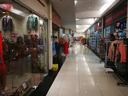 Amcorp mall is fairly deserted during weekdays but is very busy on weekends mainly due to the flea. Amcorp Mall Picture Of Amcorp Mall Petaling Jaya Tripadvisor