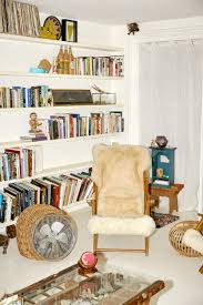 The Only Craigslist Shopping Tips You Need Small Apartment Decorating Living Room Best Living Room Design Living Room Decor