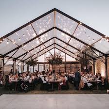 S T A R R Y S K I E S This Marquee Standing Tall At Barossa Valley S Kingsfordhomestead Has Us Dreaming Of C Marquee Wedding Clear Marquee Country Wedding