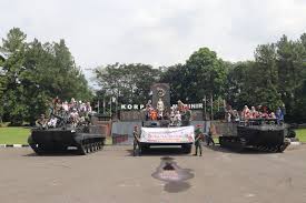 TUMBUHKAN SEMANGAT DAN MOTIVASI ANAK BANGSA,YONTANKFIB 1 MAR MENDUKUNG KEGIATAN TK RAUSHAN FIKR