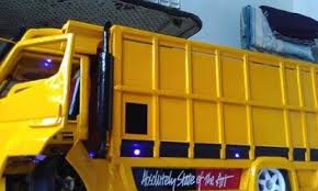Mitsubishi hino nissan isuzu ukuran karoseri bak. Jual Miniatur Truk Canter Jepara
