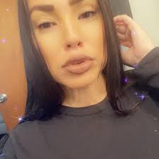 NO TEA NO SHADE 😘