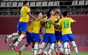 Le football aux jeux olympiques d'été de 2020 est l'une des disciplines des jeux olympiques de tokyo et se déroulera dans six villes japonaises.initialement prévu du 22 juillet au 8 août 2020, le tournoi a été reporté d'un an. Fo9psb7d717nrm
