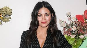 Jenna Dewan Shows Off Her Tiktok Dance Skills 1 Month After Giving Birth To Son Callum Entertainment Tonight