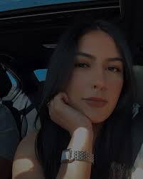 Julia (@mejia.j_) • Instagram photos and videos