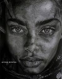 Hey everyone. I hope you're all keeping well. I just wanted to share with  you one of my latest smaller pieces. Using black, white, graphite and gold,  this little piece is packed