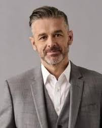 Linda Dalrymple's Instagram, Twitter & Facebook