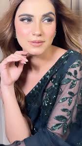 Presenting our party makeup smoked-eye look