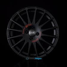 Viel spass mit unseren oz superturismo gt 18 angeboten. Oz Racing Superturismo Gt 7 18 Et20 4 108 In Schwarz