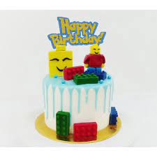 These lego cupcakes look positively lovely when frosted with pale frosting and topped with strategically check out how the author made amazing homemade lego cupcakes with buttercream frosting, then made her own legos out of fondant! Lego Buttercream Cake Shopee Malaysia