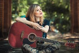 Maybe you would like to learn more about one of these? 11 Langkah Latihan Bernyanyi Sambil Bermain Gitar