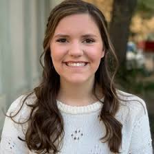 Shelby Hagan's Instagram, Twitter & Facebook