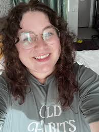 Budget-friendly hair and makeup for engagement photos