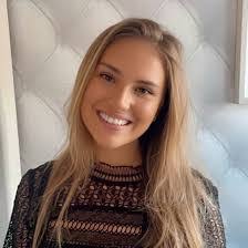 Isabel Reed's Instagram, Twitter & Facebook