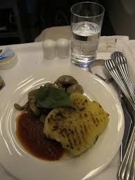 Emirates Business Class Dxb Per The Vegan Frequent Flyer I travelled with emirates from venice to sri lanka, with a stopover in dubai.