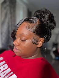 Moe's Glam Collection