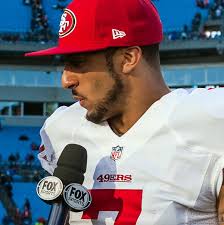 Baseball icon Hank Aaron thinks NFL quarterback Colin Kaepernick is  'getting a raw deal'