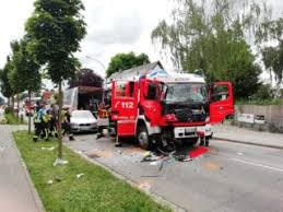 Feuerwehr flotwedel, übermittelt durch news aktuell. Wiener Neustadt Feuerwehr Einsatz Nach Erdbeben Feuerwehr Magazin