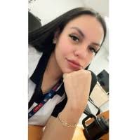 50+ perfiles de «Alicia Puente»