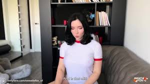 Stepsister Was So Horny In The VR Game Baldurs Gate 4 That She Was Fucked  In Reality - Sweetie Fox - EPORNER