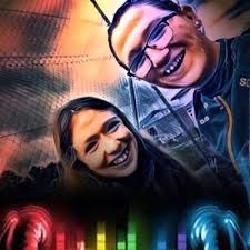 Shauna and Kellie (@shauna_kellie)