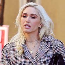 Born on october 3, 1969, the versatile talented singer is now in her fifties. These Before After Pics Of Gwen Stefani Are Insane What Did She Do To Her Face Shefinds