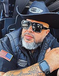 Nashville tourism warning: street lights poles