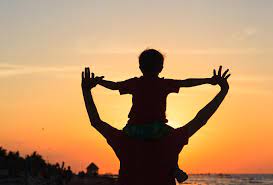 Publicada no jornal berliner illustrirte zeitung de 1934 a 1937, a tira pai e filho, de autoria do genial e.o.plauen (pseudônimo de erich ohser), conquistou a crítica e o público não apenas na alemanha mas no mundo todo. Dia Dos Pais Jornal Integracao Da Serra