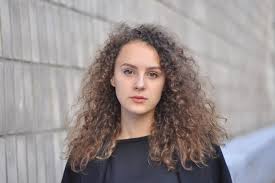 Ask for a 'feathered' cut at the hairdressers. How To Get Curly Hair Naturally Permanently Proven 7 Ways